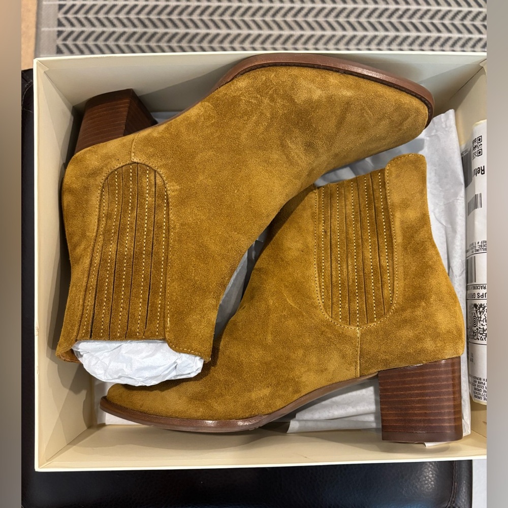 Sezane Jules tobac brown suede ankle boots NEW